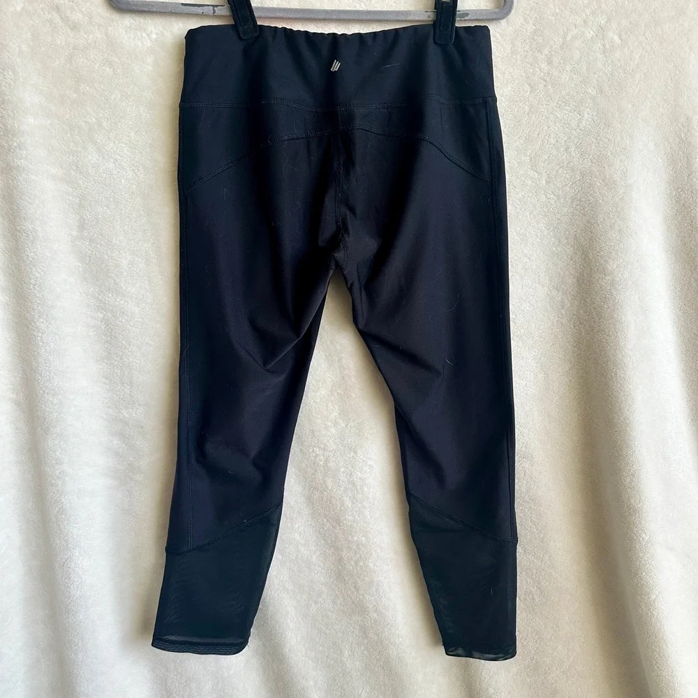 RBX Active Capri‎ Leggings Size M Purple Heathered Black Colorblock Mesh Pants
